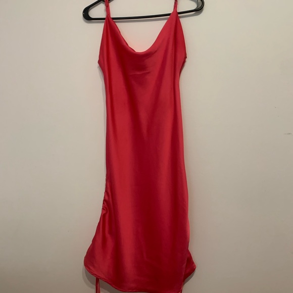 Hot pink slip dress - Picture 2 of 5